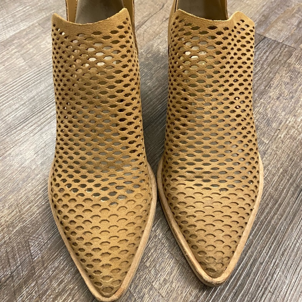 Dolce Vita Boots